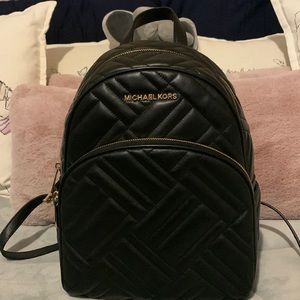 Michael Kors Abbey Med Backpack